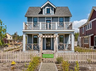 10 Spoke Ln, Pacific Beach, WA