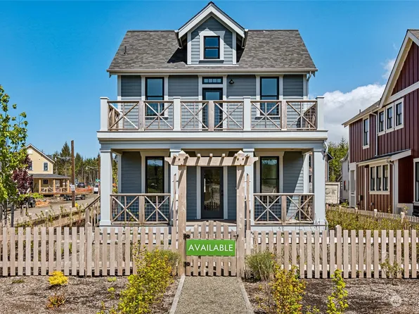 10 Spoke Lane, Pacific Beach, WA 98571