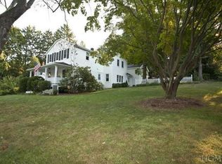 51 Castle Rd, Chappaqua, NY 10514