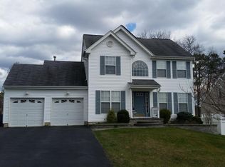 493 Mermaid Dr, Manahawkin, NJ 08050