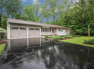 7 N Jordan Dr, Saratoga Springs, NY 12866