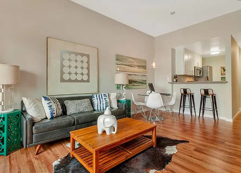 151 Lakeside Dr #307 — Photo 2