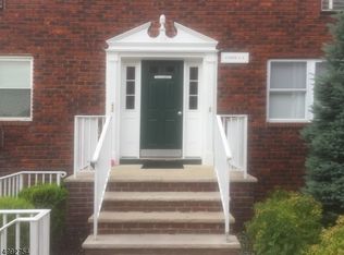 195-4 N Beverwyck Rd, Lake Hiawatha, NJ 07034