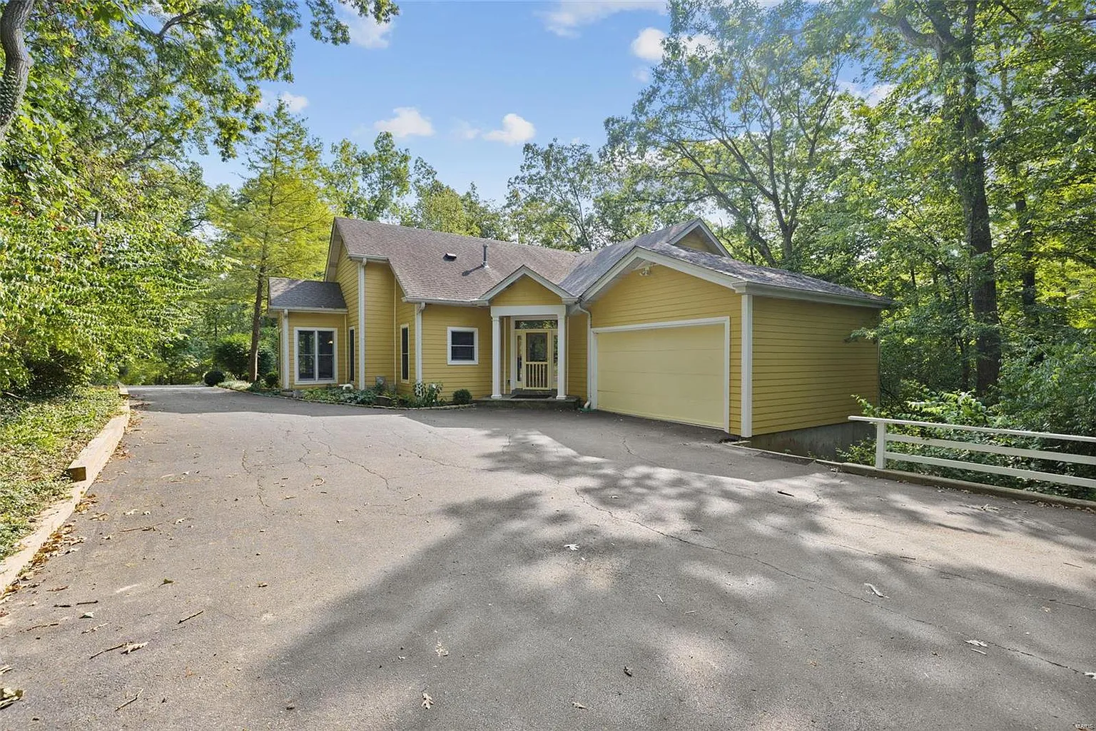 12415 Robyn Rd photo 1