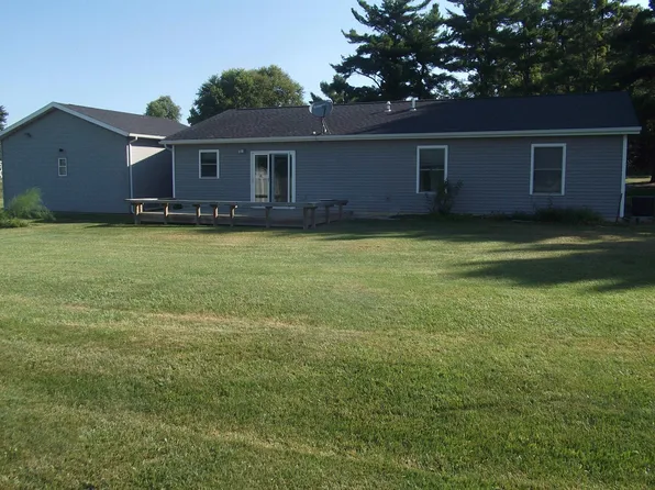 3825 E Peachy Rd, Fremont, IN 46737