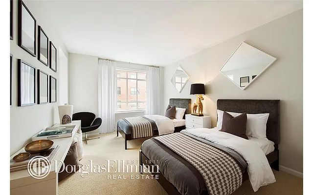 Sold by Douglas Elliman | media 6