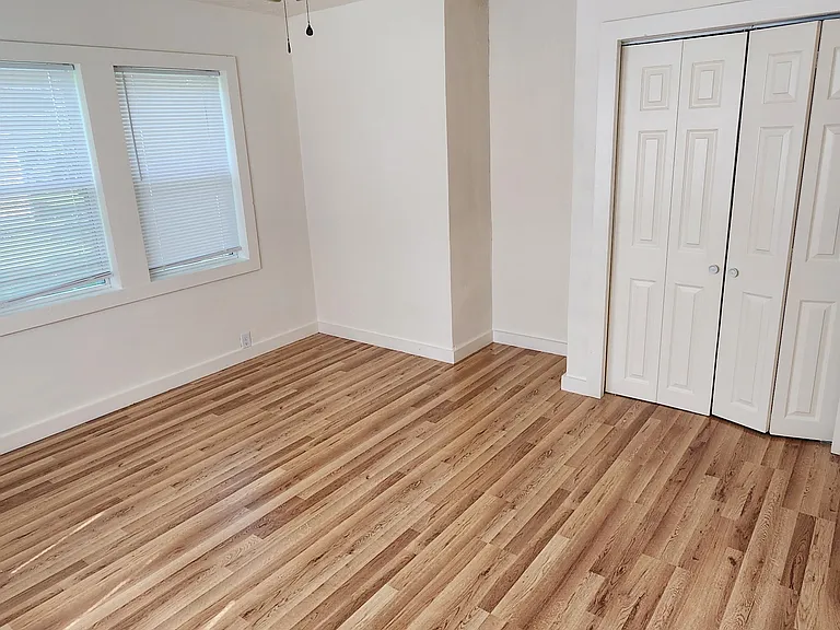 211 S Brownell Ave — Photo 15