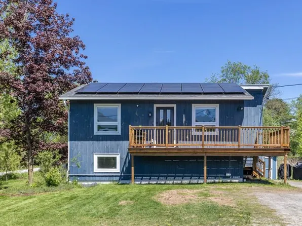 913 Kneeland Flats Road, Waterbury, VT 05676