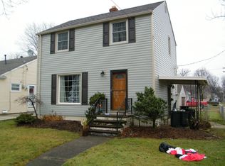 1165 Elmwood Rd, Mayfield Heights, OH 44124