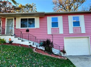 215 W Spring St, Decatur, IL 62522