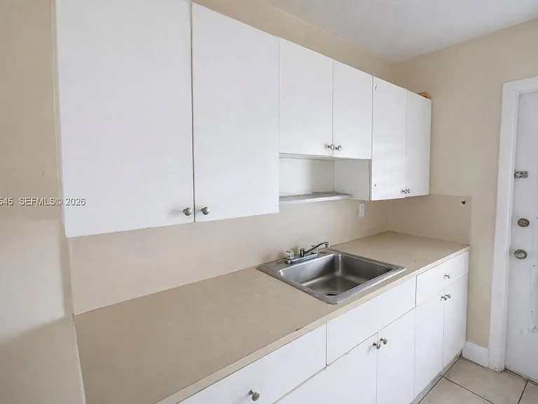 12275 NE 19th Ave #11 — Photo 2