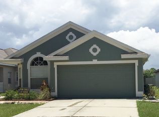 7523 Oxford Garden Cir, Apollo Beach, FL 33572