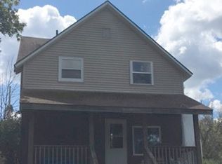 102 E Boyington St, Iron River, MI 49935