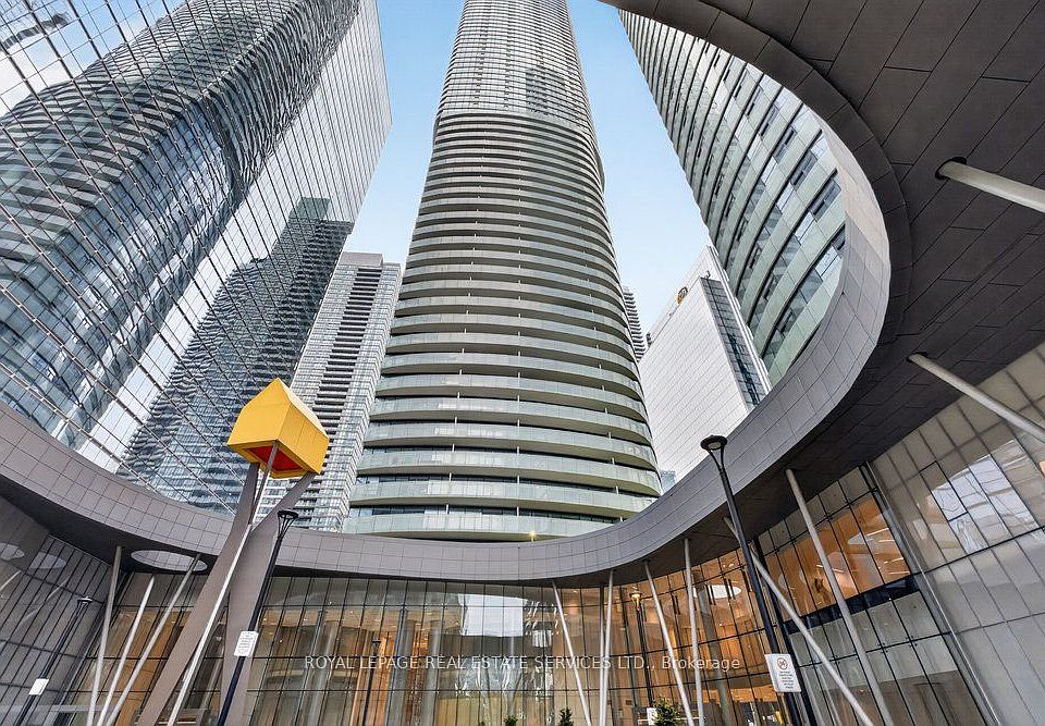 1st image of 14 York St #1804