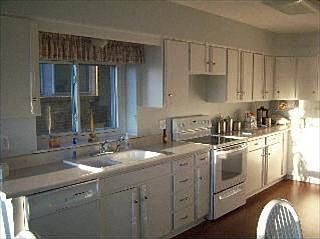 2nd image of 12170 Lakeshore Dr