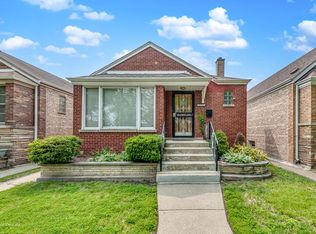 8724 S Jeffery Blvd, Chicago, IL 60617