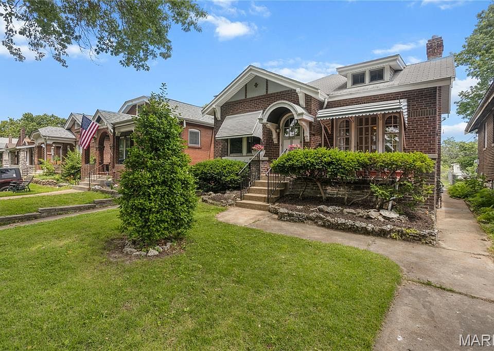 3993 Dover Pl, Saint Louis, MO 63116 | Zillow
