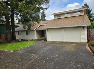 2104 NE 165th Dr, Portland, OR 97230