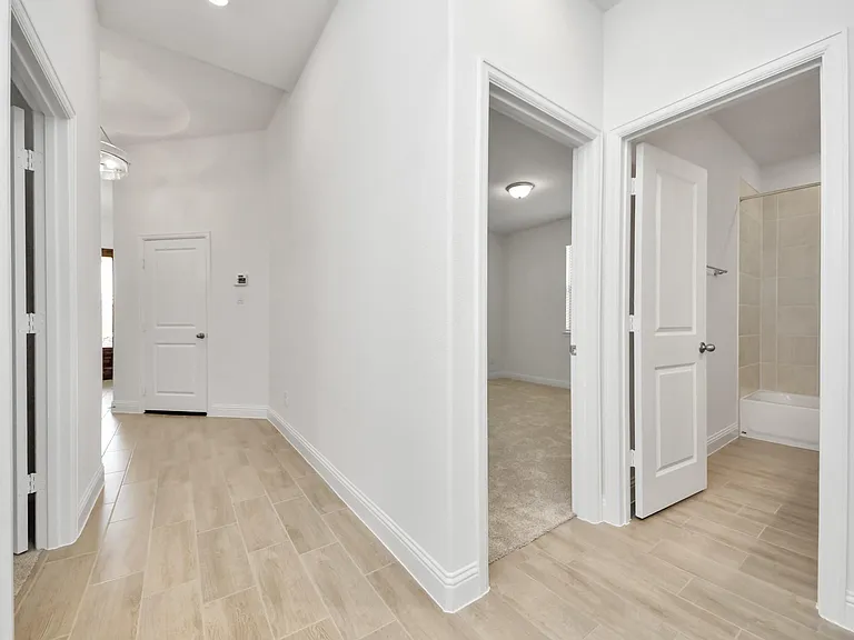4030 Colony Ln — Photo 11