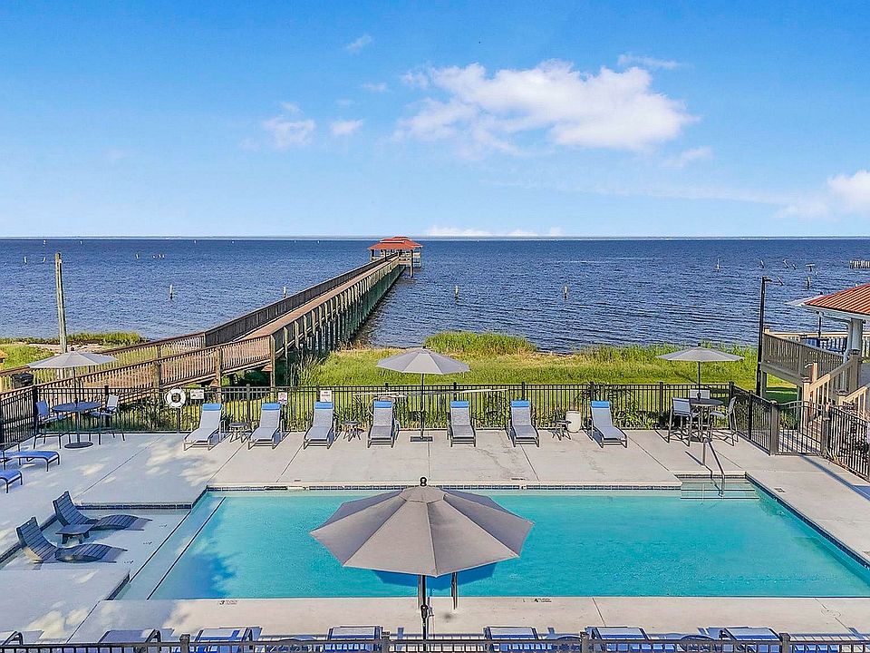grandview pointe amenities drone-5 (1)