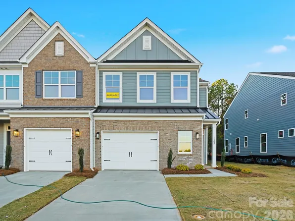 123 Viburnum Rd, Waxhaw, NC 28173