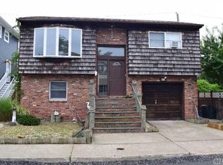 41 Kerrigan St, Long Beach, NY 11561
