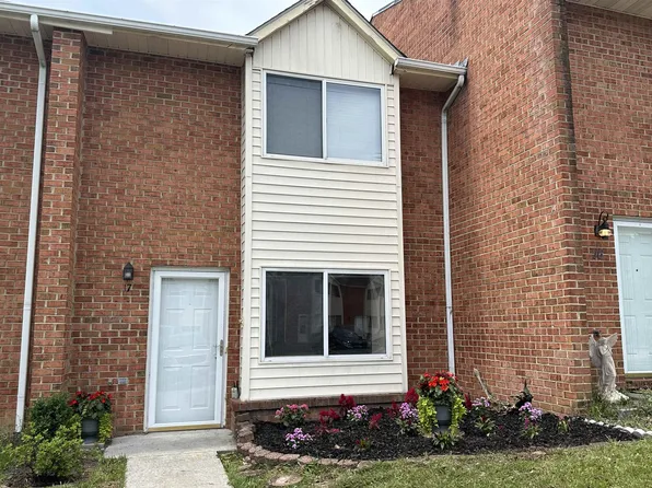 5878 Mebane Ave APT 17, Dublin, VA 24084