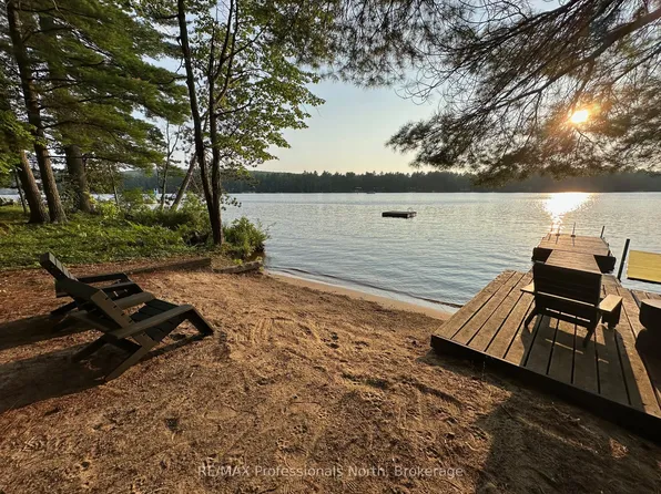 1036 Barbara Rd, Dysart Et Al, ON K0L 1M1