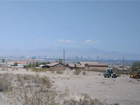515 N Kiel St, Henderson, NV 89015