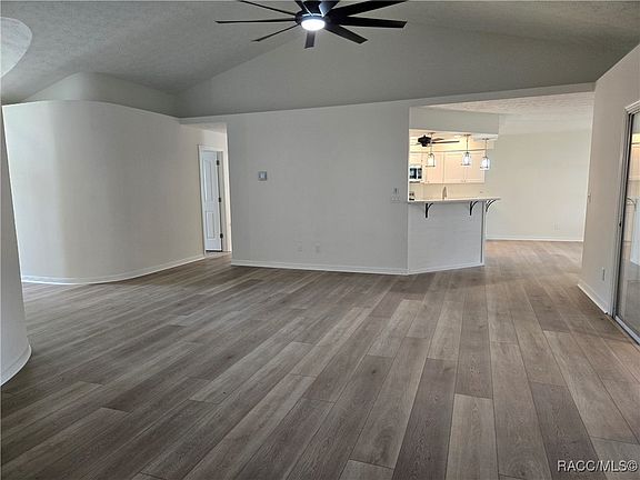 2nd image of 719 Balmoral Ct