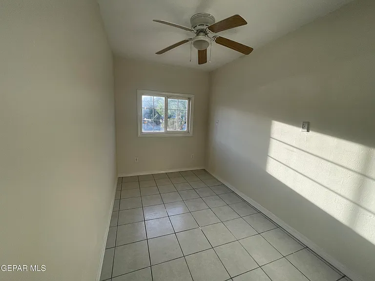 1574 Rebecca Ann Dr — Photo 38