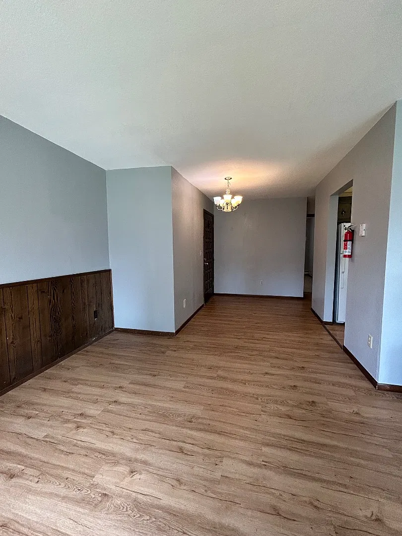 3006 W 34th Avenue - 5 — Photo 3