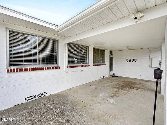 4th image of 1403 Sharon Dr