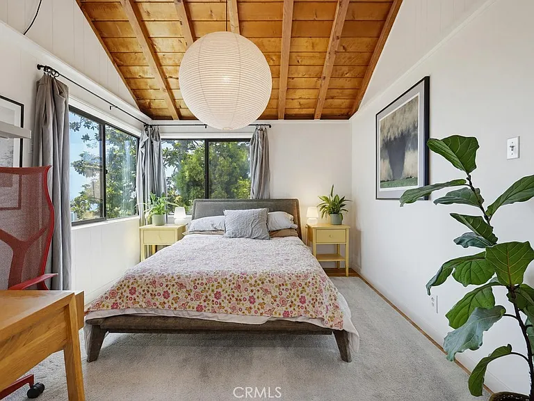 450 Ruby St — Photo 7