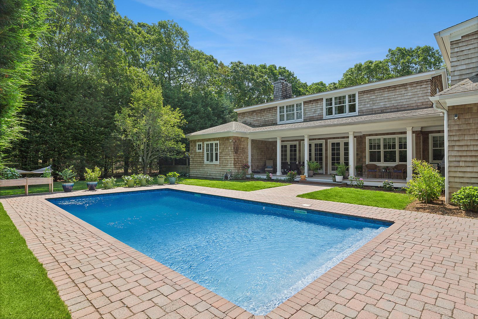  Gunite Pool
