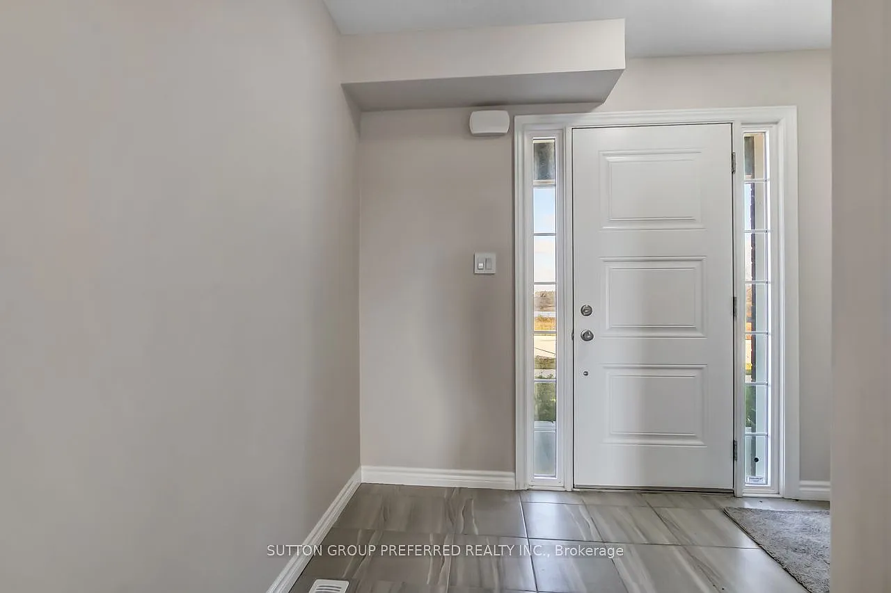 3 bed, $2,650 — Photo 2