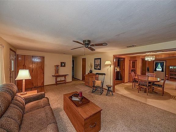 4th image of 9511 Lido Ln