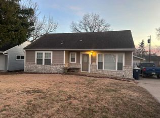 215 W 89th St, Kansas City, MO 64114