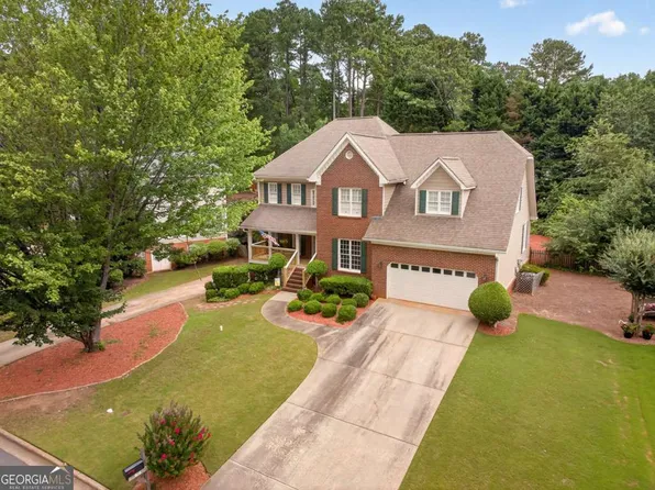 616 Coopers Pond Dr, Lawrenceville, GA 30044