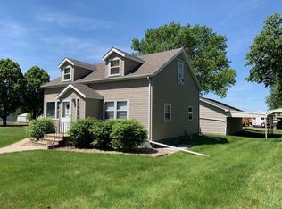 330 3rd St, Scotland, SD 57059