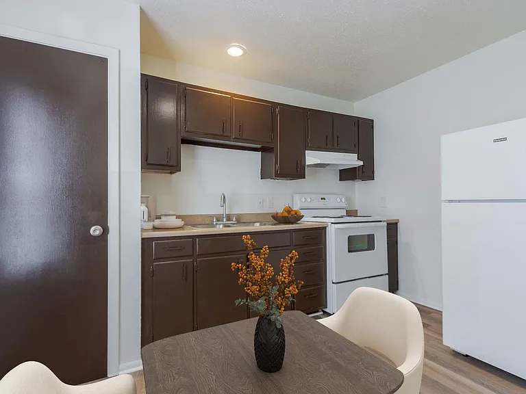 1701 N Avenue I — Photo 1