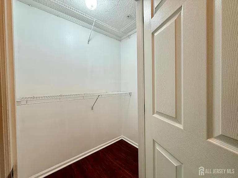 191 Prestwick Way — Photo 18