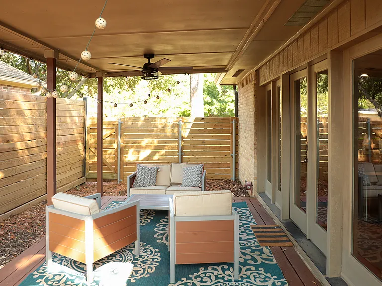 2937 Forest Hills Ln — Photo 10