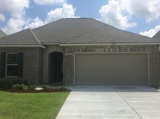 1333 Hickory Creek Dr, Baton Rouge, LA 70816