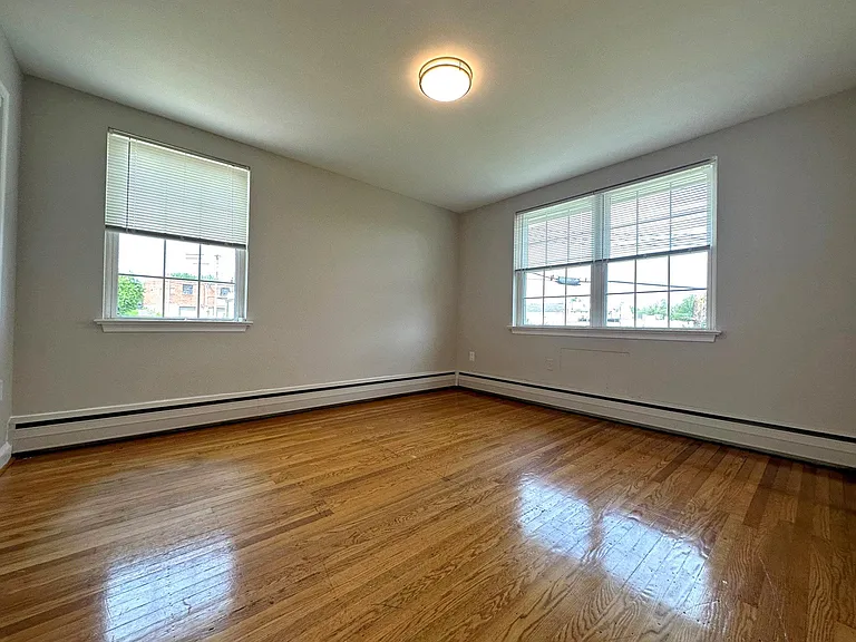 2632 W Chester Pike #D4 — Photo 5