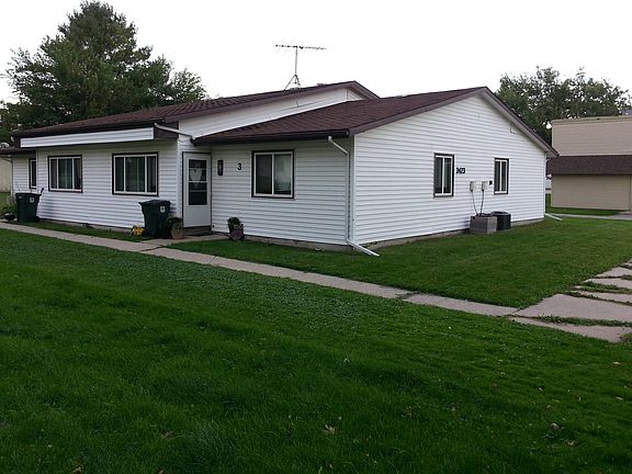 2nd image of 2423 W 4th St #1