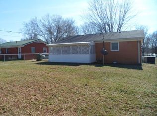 228 Jackson St, Lawrenceburg, TN 38464
