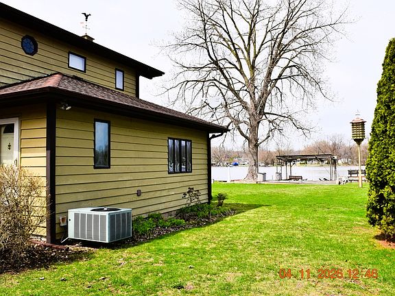 2nd image of 1022 River Terrace Dr