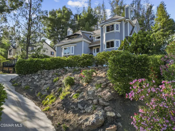 1561 Lookout Dr, Agoura Hills, CA 91301