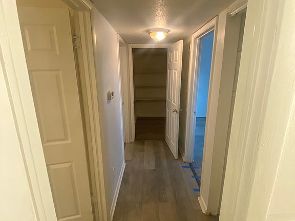 2nd image of 2630-2670 W Pensacola St #24